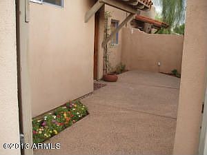 4th image of 1049 E University Dr