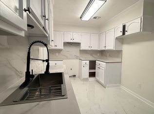 723 Dunbarton Rd, Montgomery, AL 36117