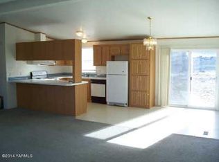 900 Windy Ln, Yakima, WA 98903