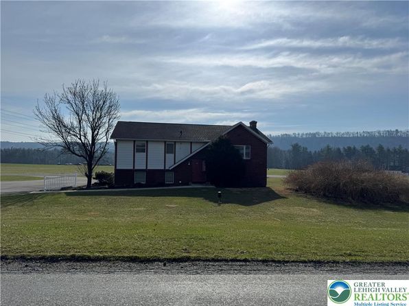 1121 Pohopoco Dr