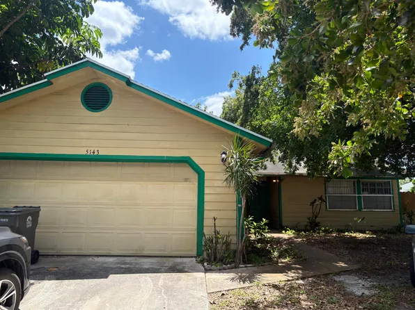 5143 El Claro Circle, West Palm Beach, FL 33415