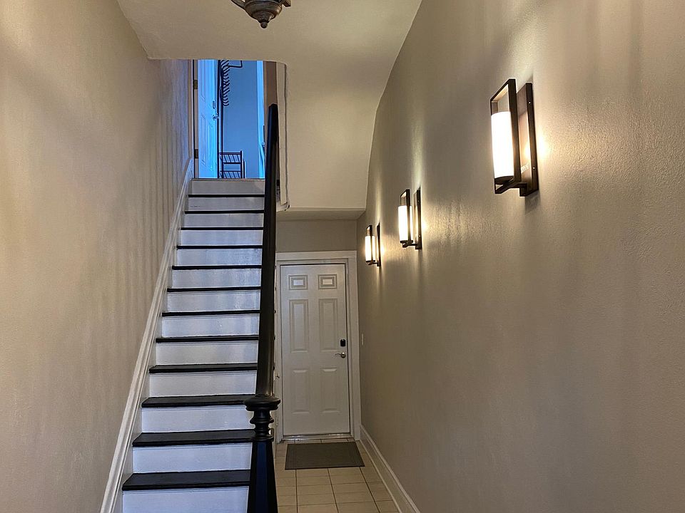 Building Foyer