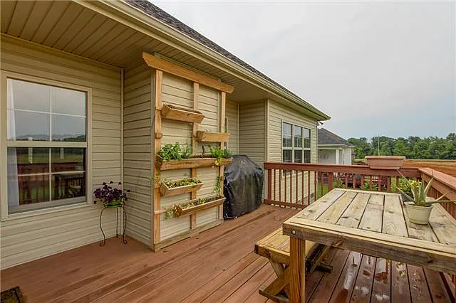 141 Summer Terrace Ln — Photo 17