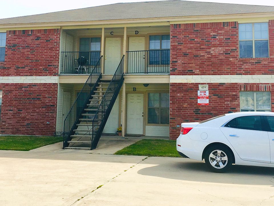 1st image of 419 Brittney Way APT B