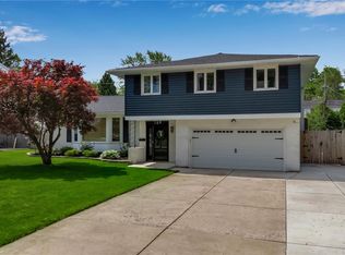169 Chestnut Hill Ln S, Buffalo, NY 14221