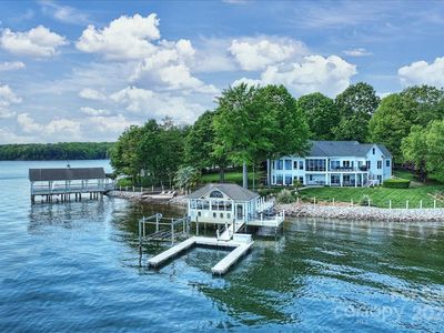 2820 Camden Pointe Dr, Sherrills Ford, NC, 28673