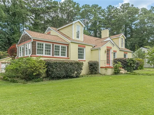 2367 Ridgeway Ave, College Park, GA 30337