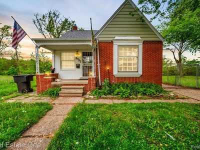 5752 Radnor St, Detroit, MI, 48224