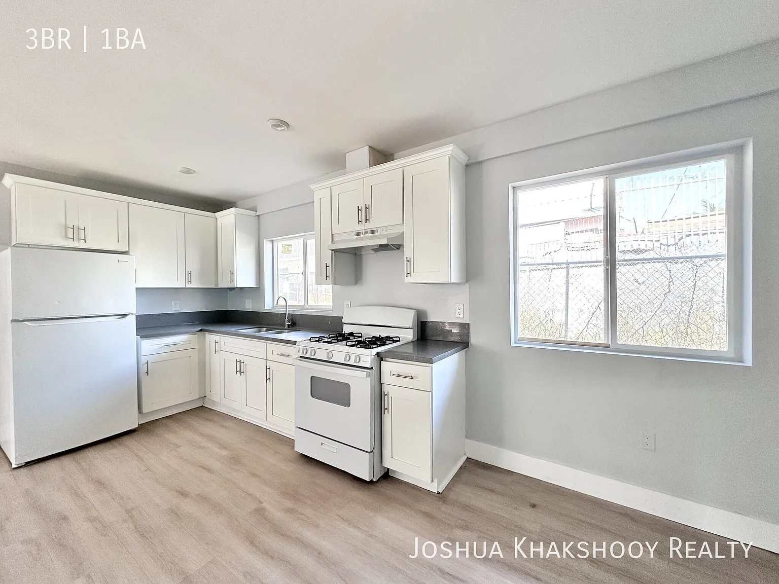 931 3/4 W 75th St Los Angeles, CA 90044 — Photo 3