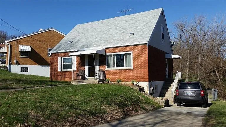 37 Parker Rd photo 1