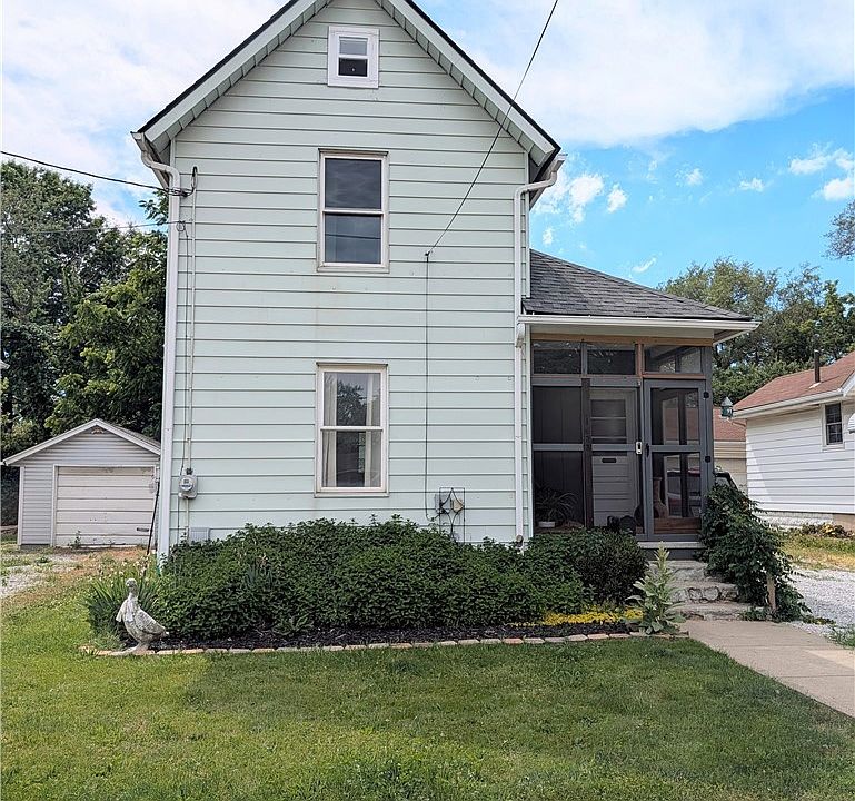 1st image of 1633 Holland Ct SW