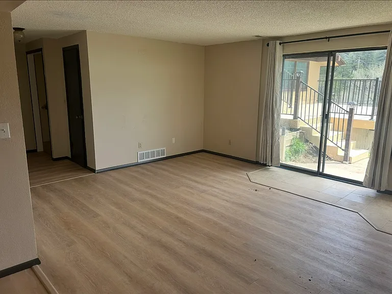 119 Greenwood Dr #1/2 — Photo 3