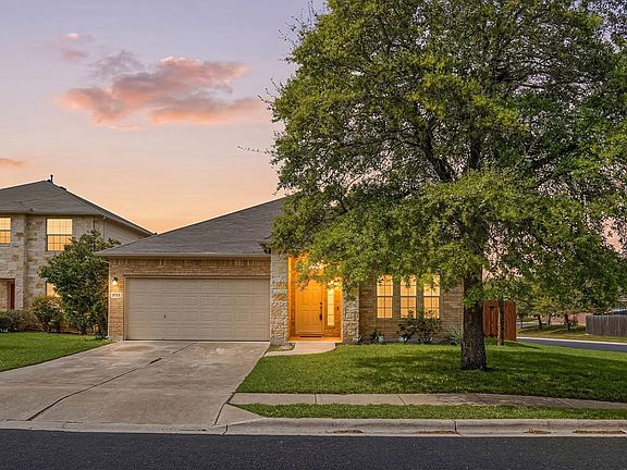 2nd image of 2001 Shaker Trl