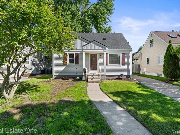 1411 Bauman Ave, Royal Oak, MI 48073