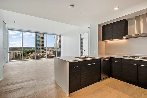 301 West Ave #1009 Photo 1