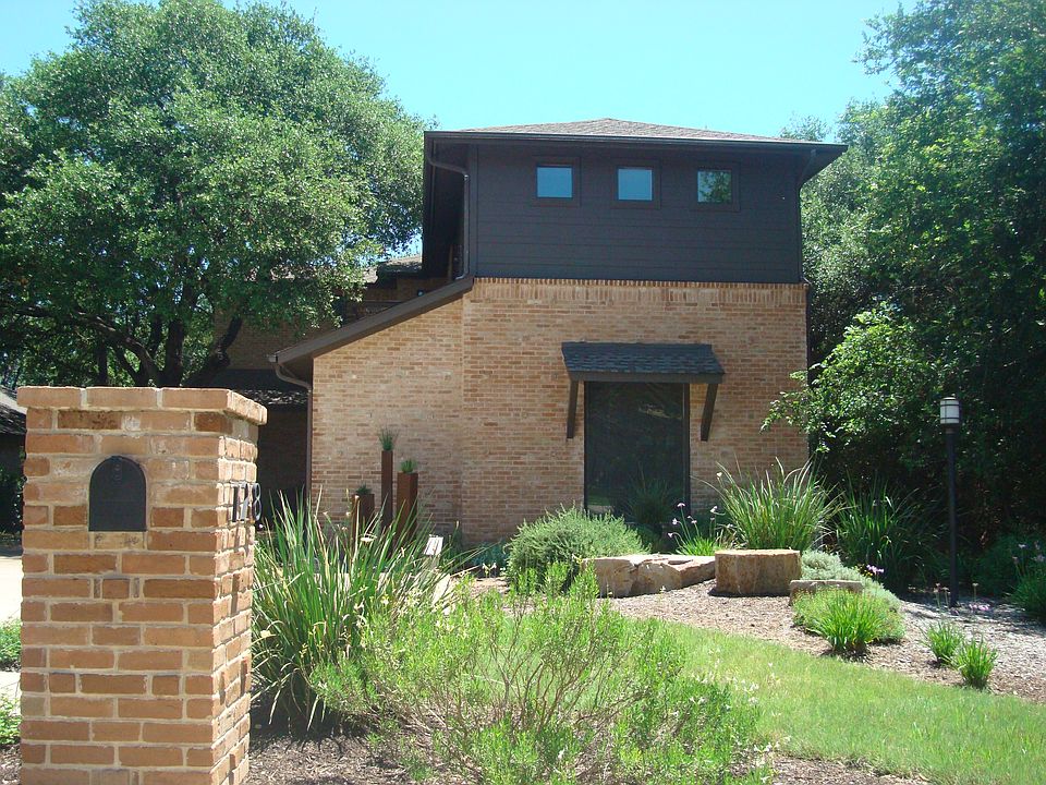 1st image of 128 Deerfield Cv