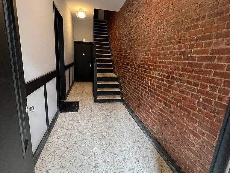 255 W 136th St #4A — Photo 4