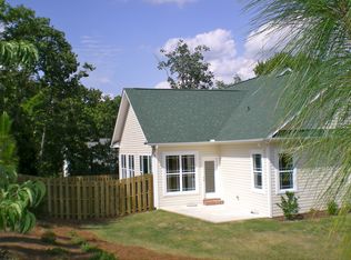 105 Pitch Pine Ln, Pinehurst, NC 28374