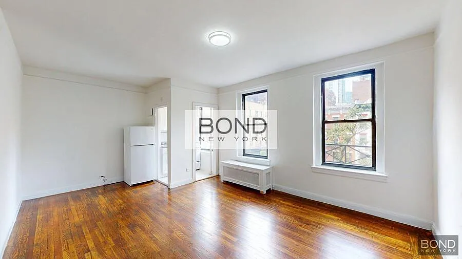 Building Photo - 401 E 58th St #A12