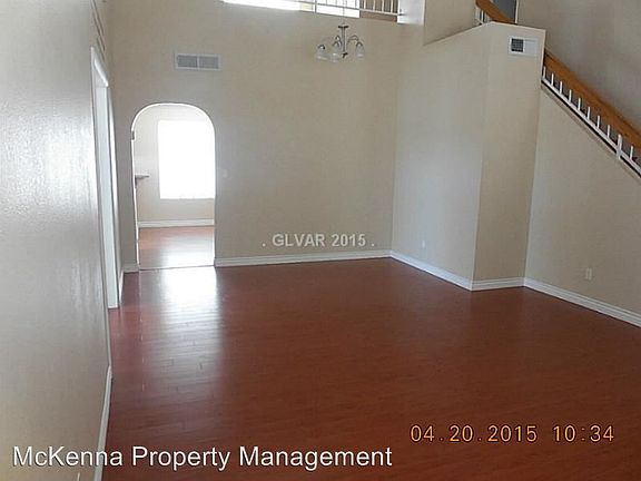 3rd image of 2724 Kennington Cir