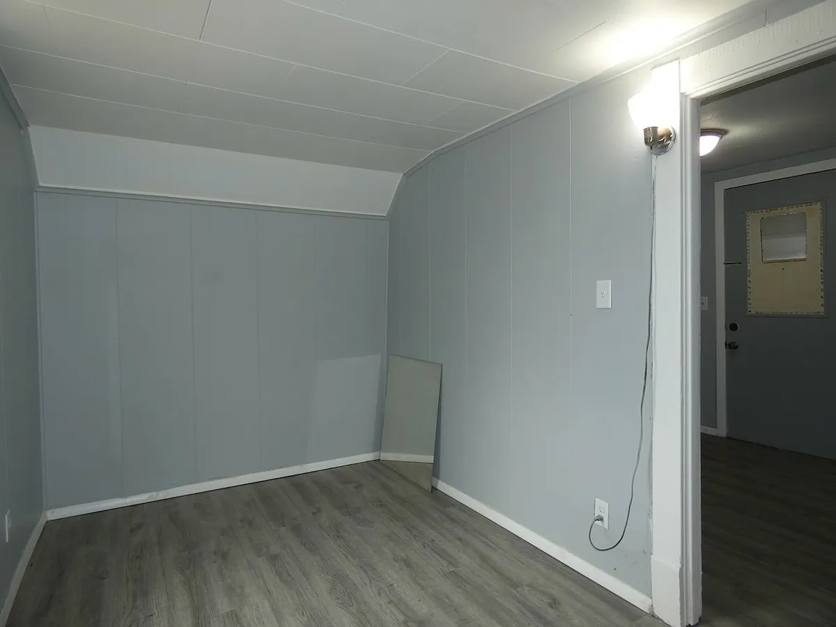 Building Photo - 237 Yondota St #B
