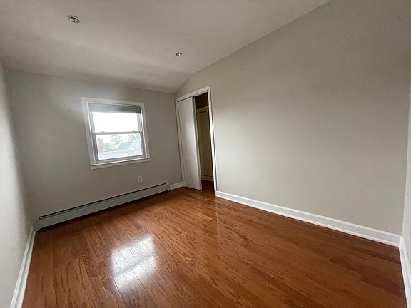 5th image of 94 Weed Ave #2A