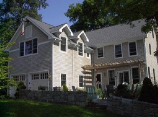 12 Pond Rdg, Norwalk, CT 06853