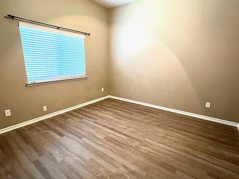 7909 Elk Mountain Trl — Photo 13