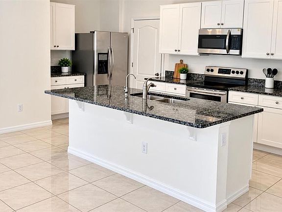 3rd image of 3033 TIMBER HAWK CIRCLE