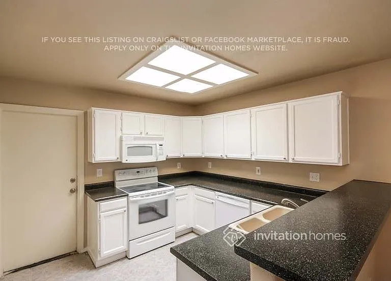8142 W Mescal St — Photo 9