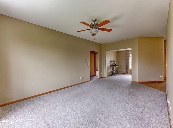 4th image of 6010 Jordan Ct