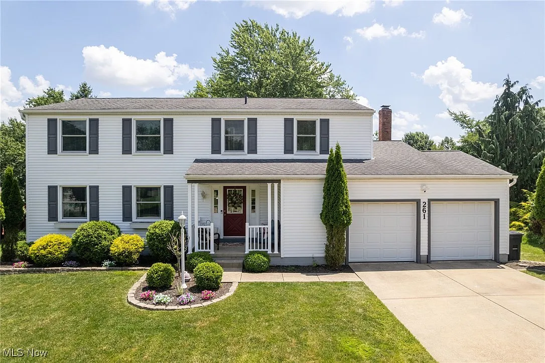 261 Guilford Blvd photo 1
