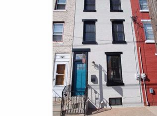 2522 Coral St, Philadelphia, PA 19125
