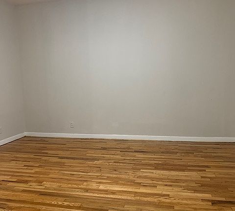 3rd image of 19 Cleveland Pl APT 2B