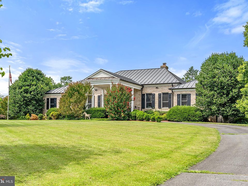 23333 Four Chimneys Ln, Middleburg, VA 20117 Zillow