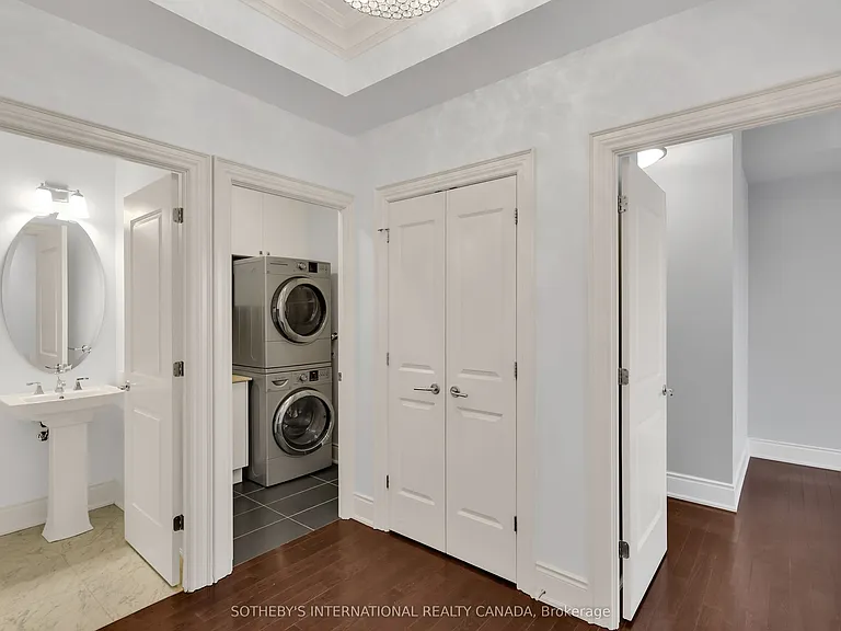 1717 Avenue Rd #604 — Photo 11