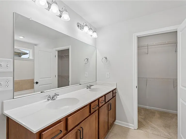 5740 Wheeler Ridge Rd — Photo 36