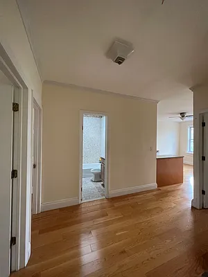 Rented by Bouklis Group | media 4