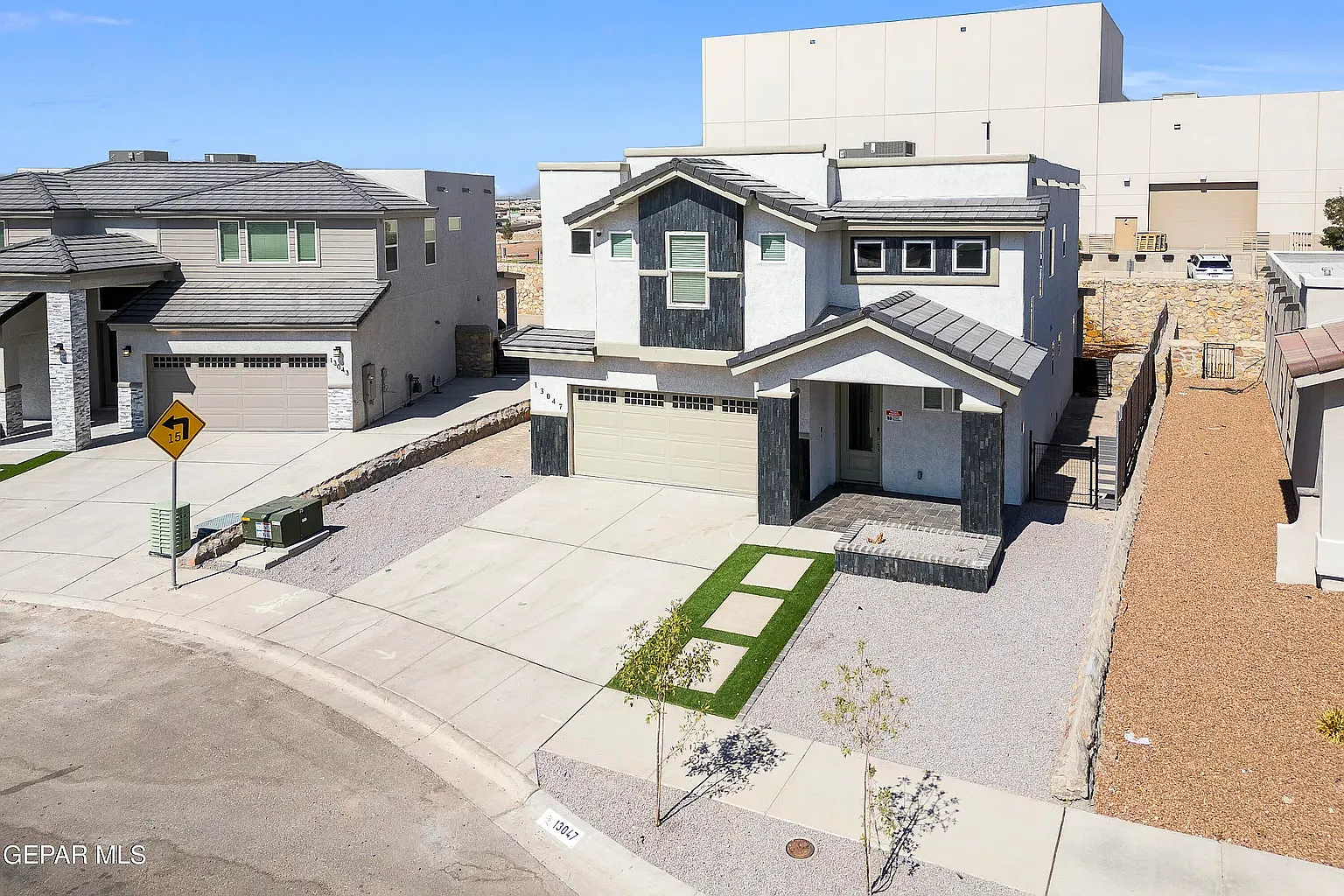 Cleethorpes St, El Paso — Photo 1