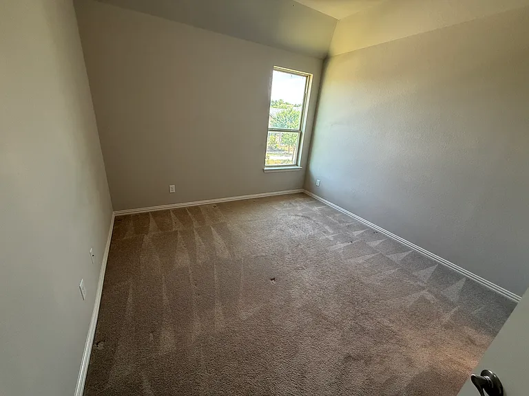 1101 Prairie Ridge Ln — Photo 20