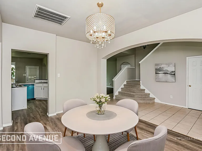 5313 Hayloft Ct — Photo 3