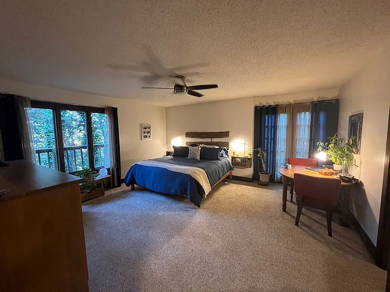 1160 Lincolnshire Dr — Photo 7