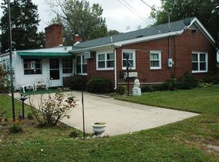 124 3rd St, Colonial Beach, VA 22443