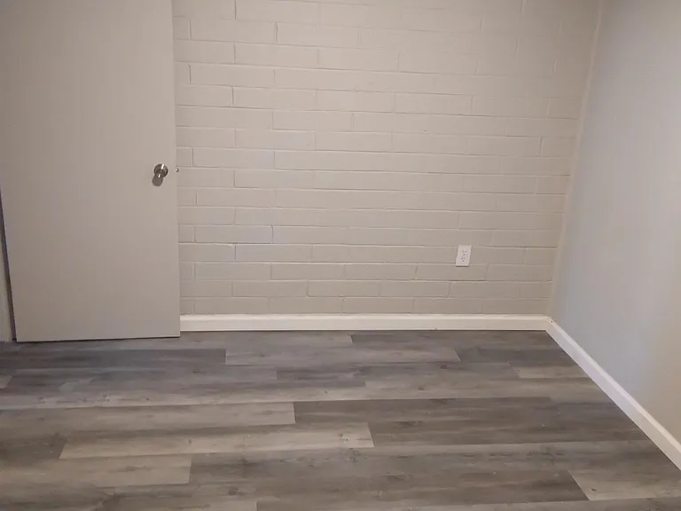 4625 Rochester Dr — Photo 6