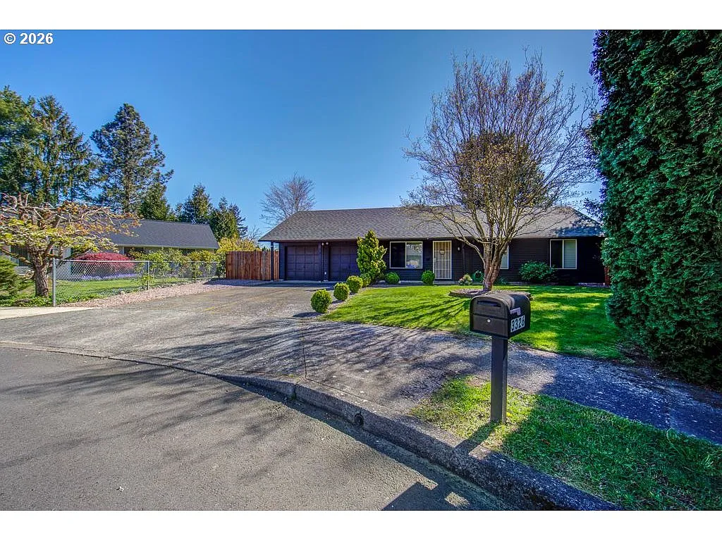3326 NE View Ave photo 1