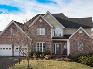 61 Meadow Glen Dr, Staunton, VA 24401