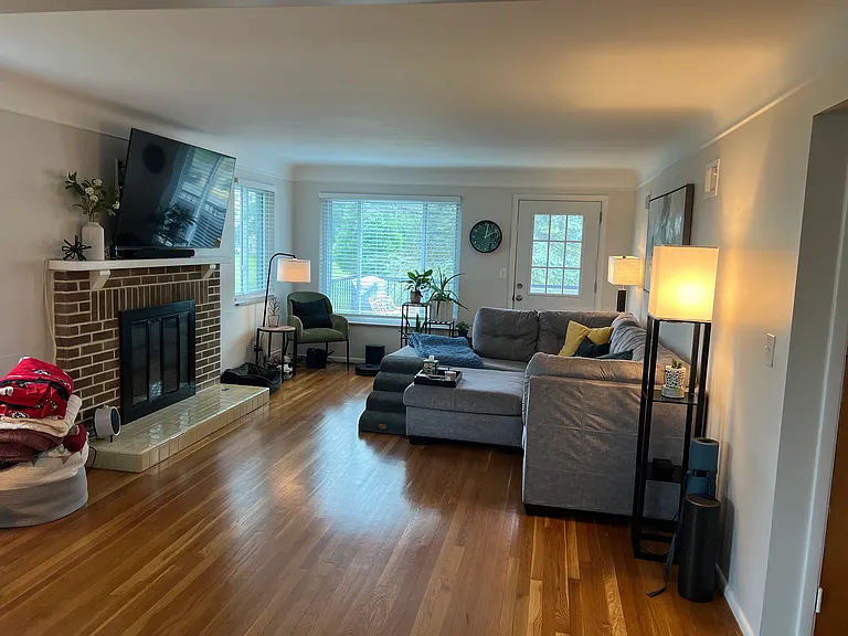 6713 Beechmont Ave #2 — Photo 9