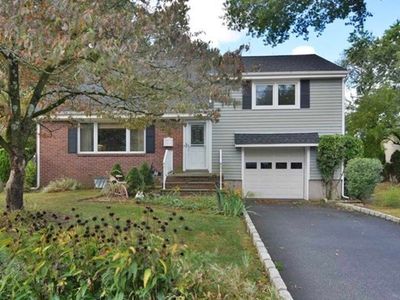 30 Westervelt Pl, Cresskill, NJ, 07626