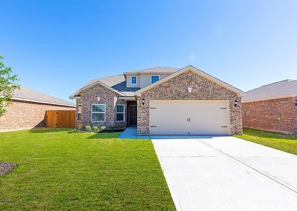 1st image of 368 Stonegate Dr