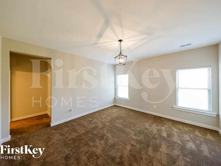 254 Lakewood Ln — Photo 9